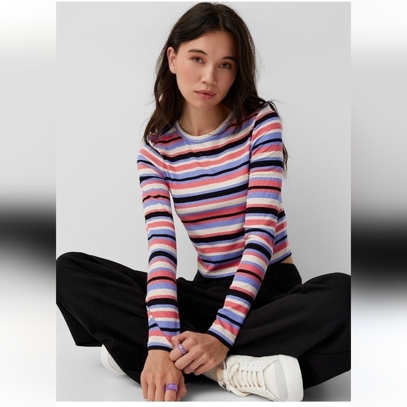Simons Tops - Simons Twik women's long sleeves striped crop top size M